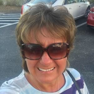 Meet your Posher, Alicia